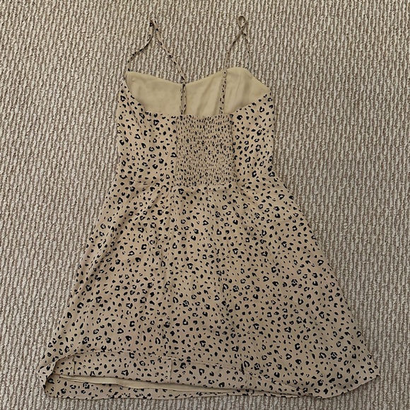 Aritzia Sunday Best Flirt Mini Dress Leopard Size 6 - Picture 5 of 6